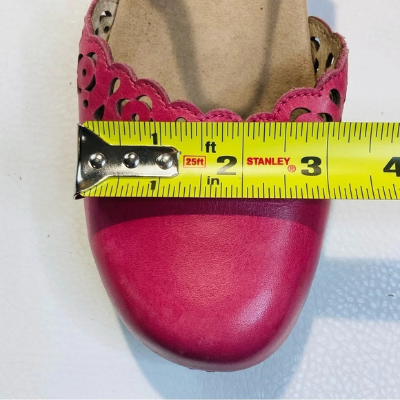 SANITA Sz 38 Leather Laser Cut Out On the Toe Cap Buckle Closure Clogs Sandals - Picture 10 of 15